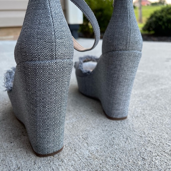 Vince Camuto Denim Wedges - Picture 3 of 5